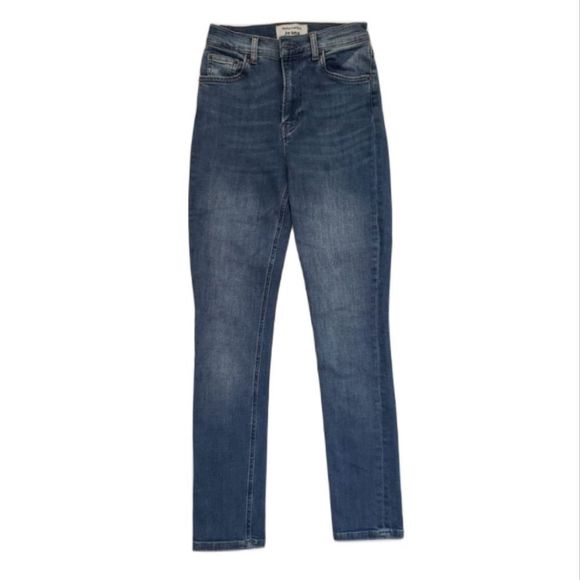 Reformation Denim - Revolve Reformation stretchy form fitting skinny blue jeans size 25